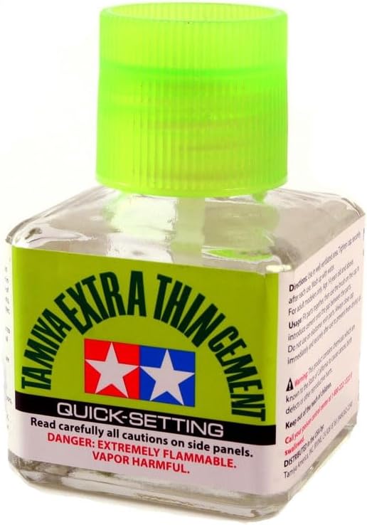 Tamiya Extra-Thin Cement Quick Setting (40ml)