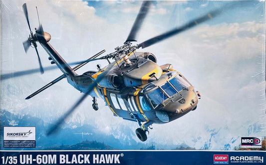 Academy 1/35 US Army UH-60M Black Hawk Helicopter